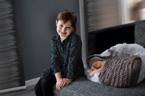 newborn-baby-geschwister-fotoshooting-neugeborenenfotografie-natalie-schampaul-41.jpg