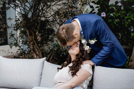 standesamt-portraits-hochzeit-vintage-blumenkranz-hochzeitsfotograf-natalie-schampaul-mannheim-16.jpg