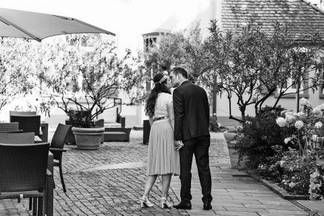 standesamt-portraits-hochzeit-vintage-blumenkranz-hochzeitsfotograf-natalie-schampaul-mannheim-21.jpg