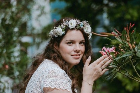 standesamt-portraits-hochzeit-vintage-blumenkranz-hochzeitsfotograf-natalie-schampaul-mannheim-22.jpg