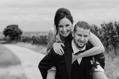 weinstrasse-pfalz-deidesheim-hochzeit-weinberge-weinlaube-brautpaar-hochzeitsfotos-fotoshooting-natalie-schampaul-13.jpg