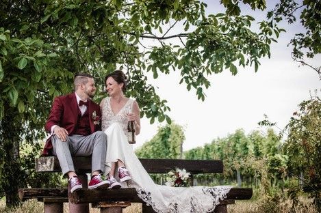 weinstrasse-pfalz-deidesheim-hochzeit-weinberge-weinlaube-brautpaar-hochzeitsfotos-fotoshooting-natalie-schampaul-36.jpg