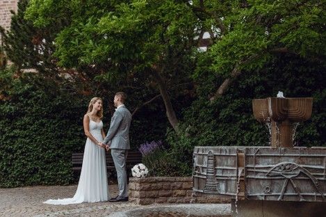 fotograf-altes-rathaus-schifferstadt-standesamt-brautpaar-hochzeitsfotograf-mannheim-natalie-schampaul-pfalz-weinstrasse-22.jpg