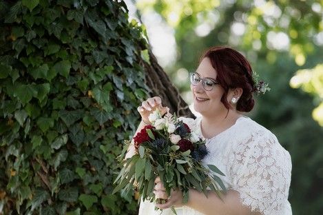 hochzeitsbilder-brautpaar-fotos-fotoshooting-hochzeit-brautpaarshooting-46.jpg