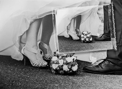 hochzeitsbilder-brautpaar-fotos-fotoshooting-hochzeit-brautpaarshooting-65.jpg
