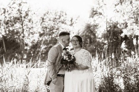 hochzeitsbilder-brautpaar-fotos-fotoshooting-hochzeit-brautpaarshooting-7.jpg