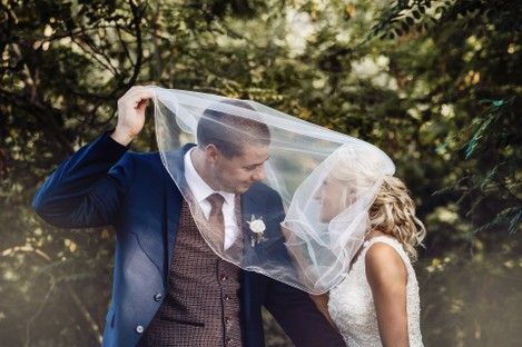 brautpaarshooting-am-see-altrip-blaue-adria-hochzeitsfotografie-hochzeitsfotograf-natalie-schampaul-mannheim-27.jpg