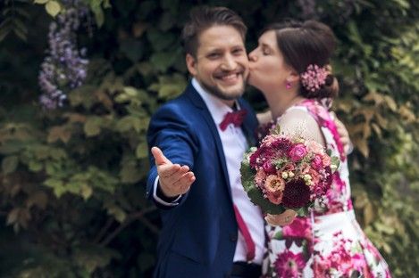 brautpaar-hochzeitsfotoshooting-pink-natalie-schampaul-hochzeitsfotografin-mannheim-und-pfalz-14.jpg