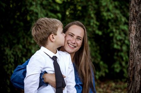 familienshooting-einschulung-erster-schultag-schulkind-fotoshooting-mannheim-ludwigshafen-natalie-schampaul-14.jpg
